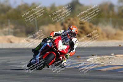 media/Jan-14-2024-SoCal Trackdays (Sun) [[2e55ec21a6]]/Turn 2 (1025am)/